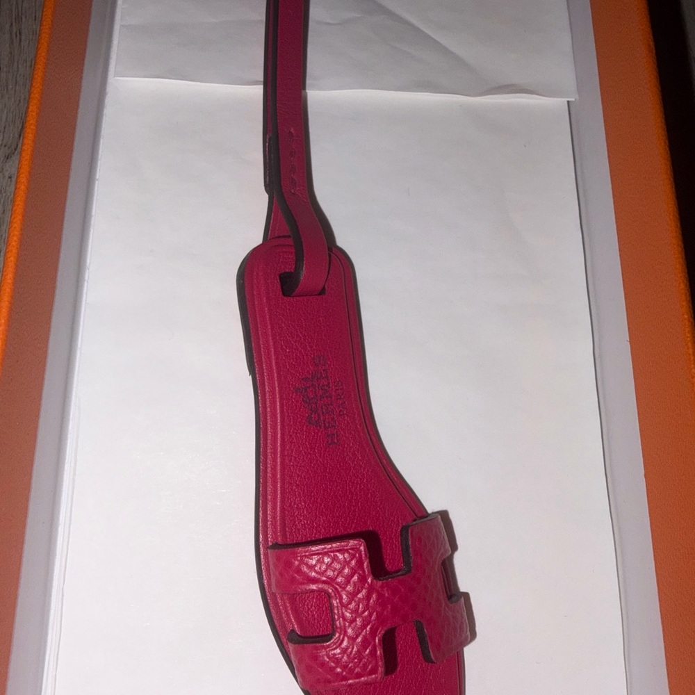 Hermes Oran Bag Charm with Strap Pink - Picture 2 of 2